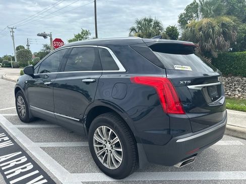 Used 2017 Cadillac XT5 Luxury w/ Driver Awareness Package FWD image 8