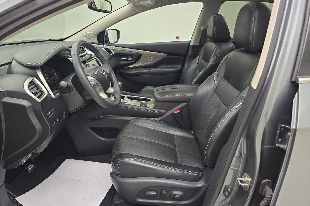 Used 2018 Nissan Murano SL w/ Moonroof Package AWD/4WD image 12