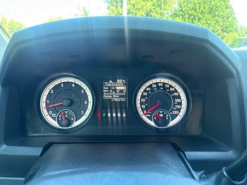Used 2014 RAM 1500 Express AWD/4WD image 19