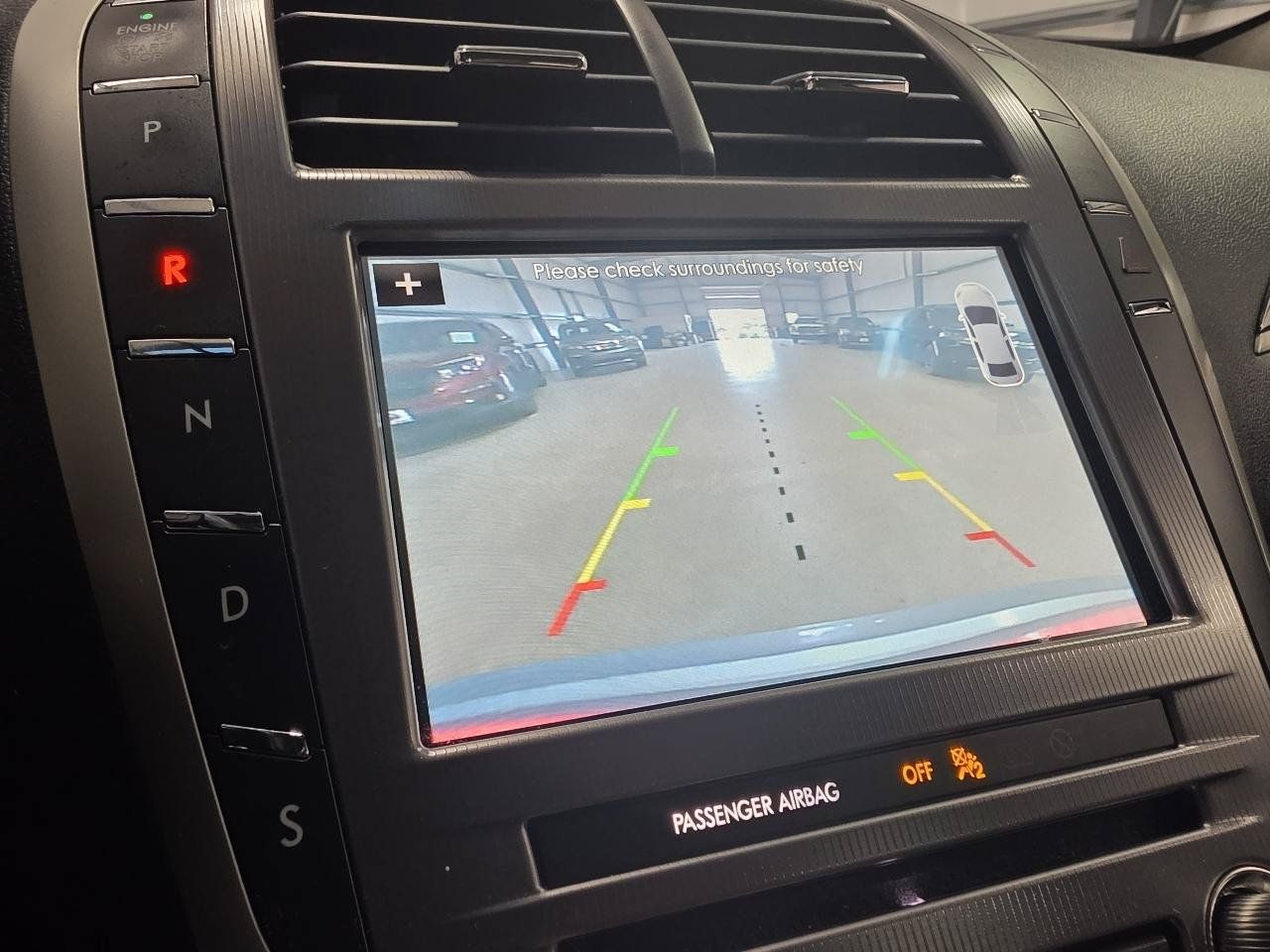Used 2017 Lincoln MKZ Reserve FWD image 16