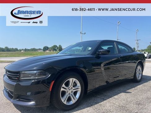 Used 2023 Dodge Charger SXT image 3
