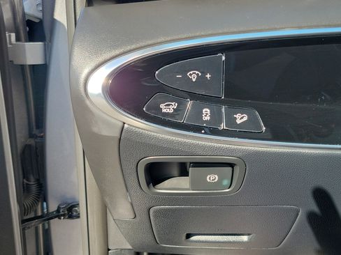 Certified 2026 Genesis GV70 2.5T Select image 16