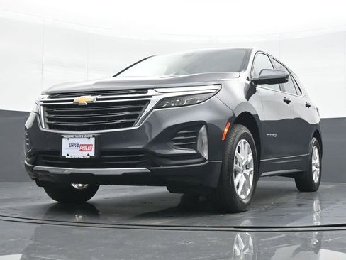 Used 2022 Chevrolet Equinox LT image 17