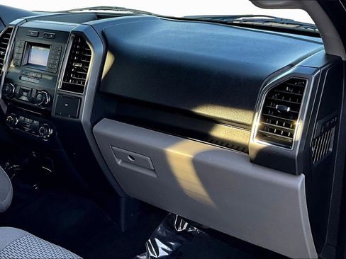 Used 2018 Ford F150 XLT image 15