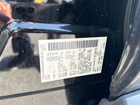 Used 2023 Nissan Rogue SV image 33