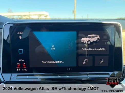 Used 2024 Volkswagen Atlas SE image 14