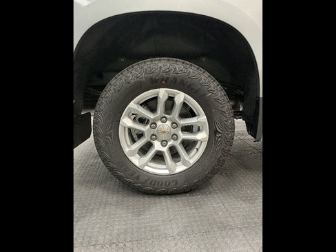 New 2026 Chevrolet Silverado 1500 LT image 36