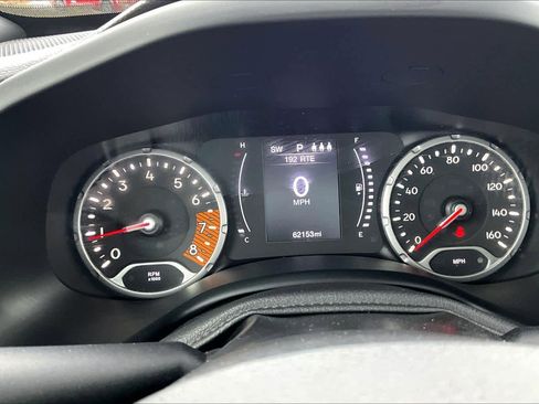 Used 2019 Jeep Renegade Sport image 24