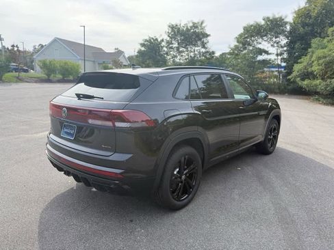 New 2026 Volkswagen Atlas Cross Sport SEL R-Line image 7