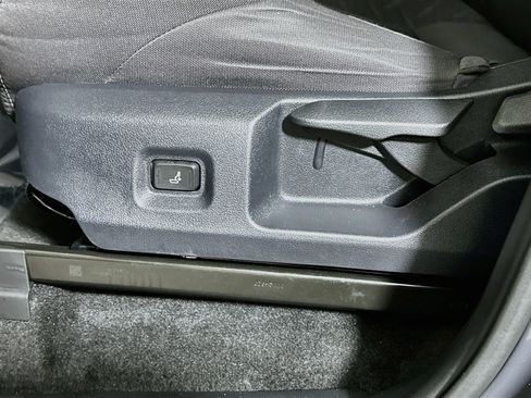 Used 2026 Toyota Tacoma SR5 AWD/4WD image 13