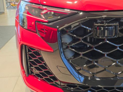 New 2026 Audi RS Q8 performance image 29