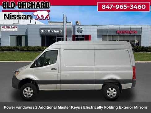 Used 2023 Mercedes-Benz Sprinter 2500 image 9