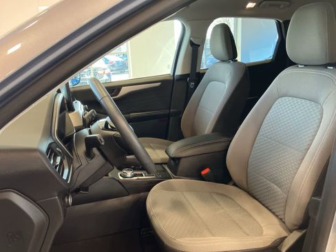 Used 2022 Ford Escape SE w/ Convenience Package image 10