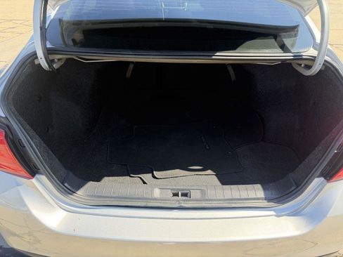 Used 2016 Nissan Altima 3.5 SL w/ 3.5 Technology Package FWD image 8