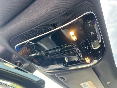 Used 2025 Mercedes-Benz GLC 43 AMG 4MATIC image 45