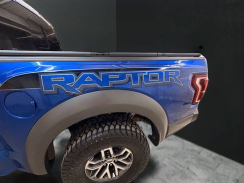 Used 2018 Ford F150 Raptor w/ Equipment Group 802A Luxury AWD/4WD image 9