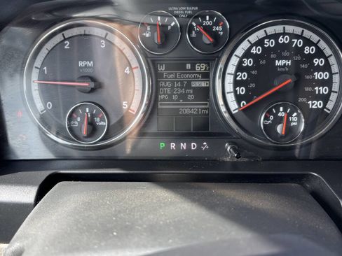 Used 2011 RAM 3500 Big Horn image 4