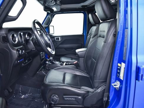 Used 2023 Jeep Wrangler Unlimited Sahara w/ Cold Weather Group image 10