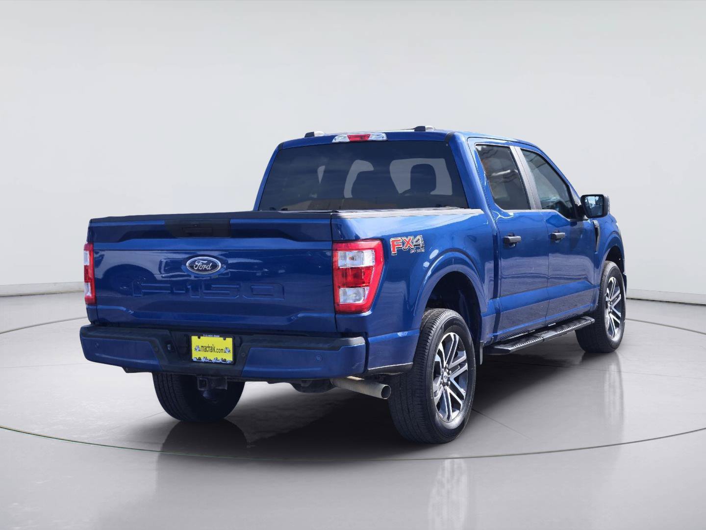 Certified 2022 Ford F150 XL w/ STX Appearance Package AWD/4WD image 8