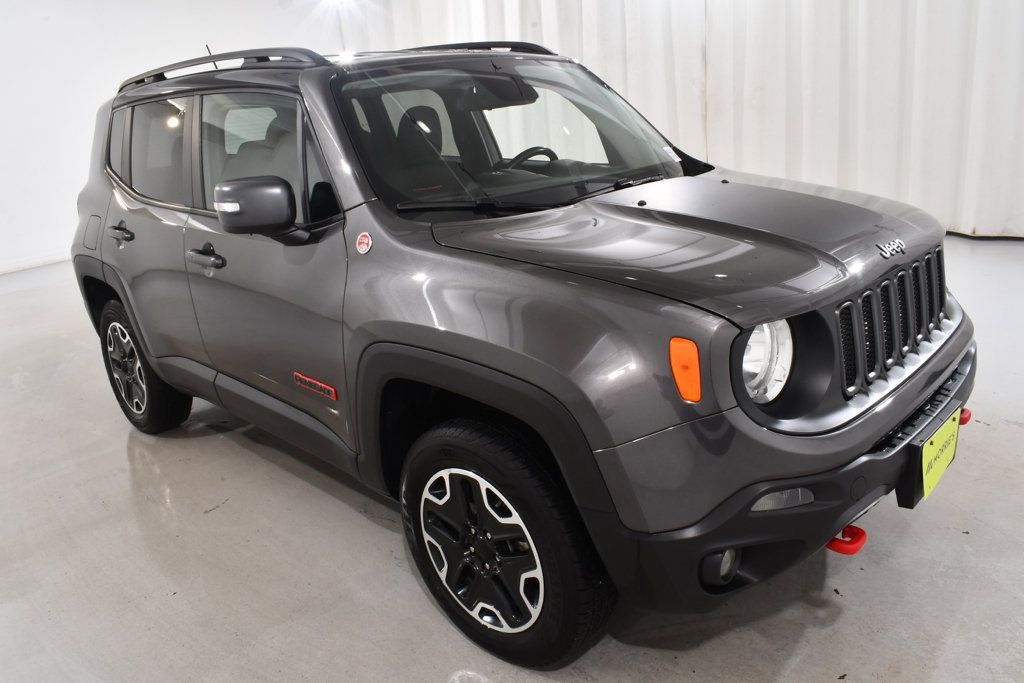 Used 2017 Jeep Renegade Trailhawk w/ Cold Weather Group II AWD/4WD image 5