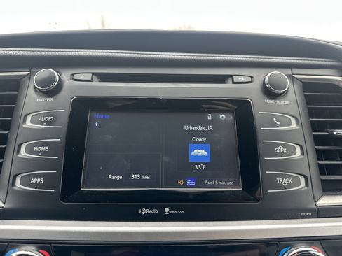 Used 2015 Toyota Highlander Plus image 25