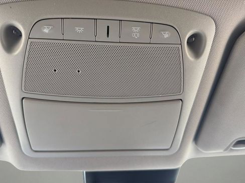 Used 2020 Nissan Rogue SV FWD image 22