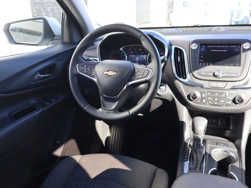 Certified 2024 Chevrolet Equinox LT image 12