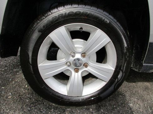 Used 2015 Jeep Patriot Latitude image 11