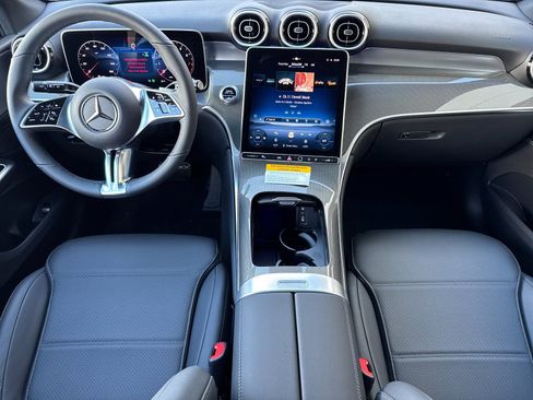 New 2026 Mercedes-Benz GLC 300 4MATIC image 13