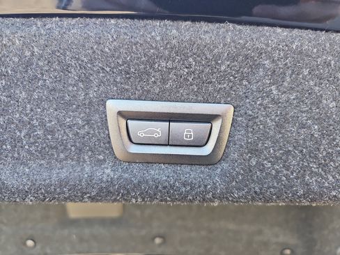 New 2025 BMW 330i xDrive Sedan w/ Premium Package image 14