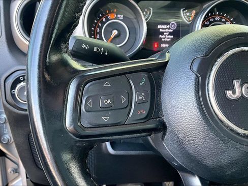 Used 2020 Jeep Wrangler Unlimited Sport S AWD/4WD image 24