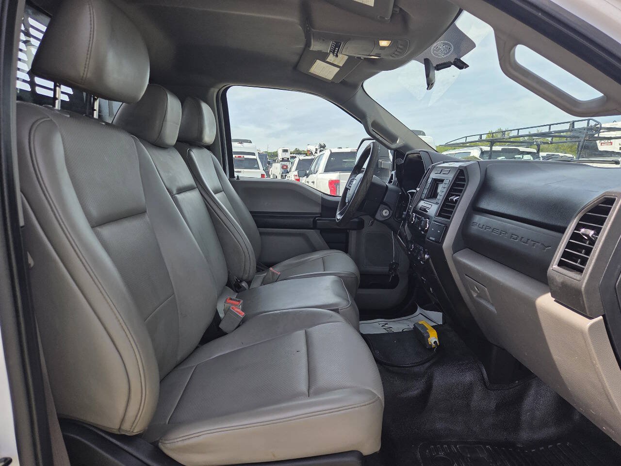 Used 2019 Ford F550 4x4 Regular Cab Super Duty image 14