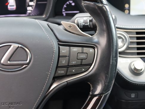 Used 2020 Lexus LS 500 w/ Interior Upgrade Package image 21