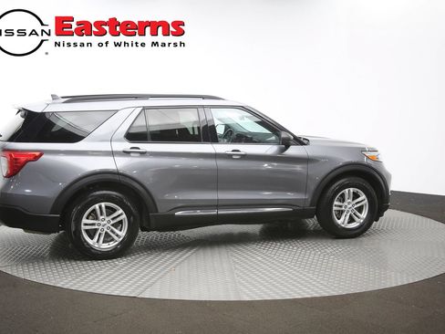 Used 2023 Ford Explorer XLT w/ Equipment Group 202A RWD image 43