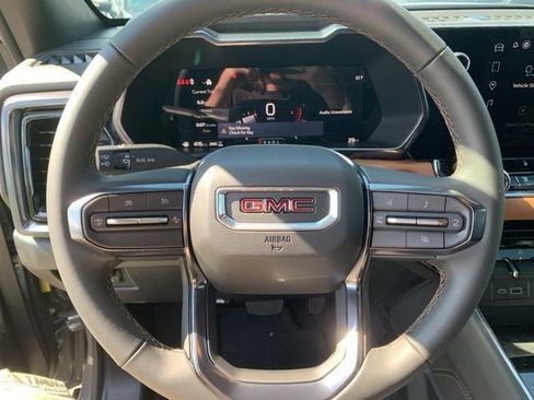 New 2025 GMC Canyon AT4 w/ Nightfall Edition image 15