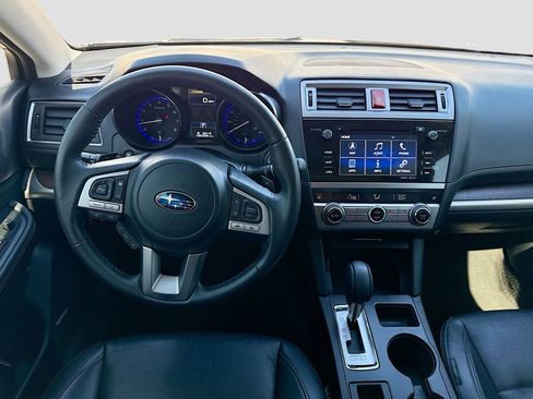 Used 2017 Subaru Outback 2.5i Limited image 30