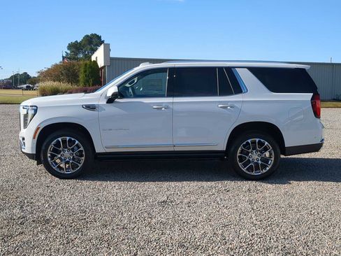 New 2026 GMC Yukon Denali w/ Sun & Power Step Package image 5