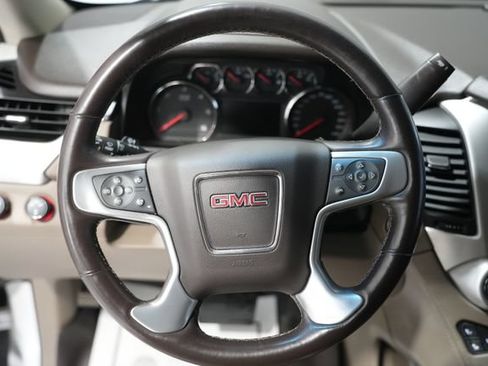 Used 2016 GMC Yukon SLT AWD/4WD image 15