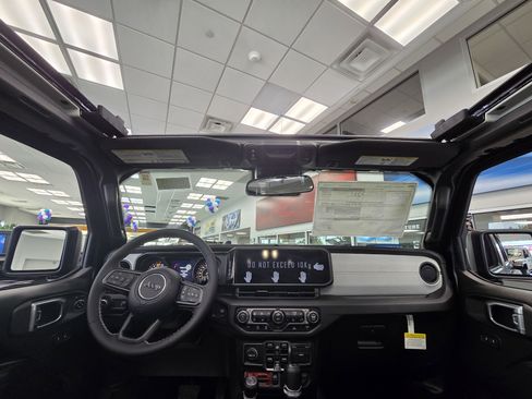 New 2025 Jeep Wrangler Unlimited Sport image 12