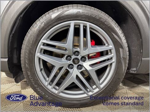 Certified 2025 Ford Explorer ST AWD/4WD image 13