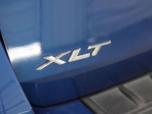 Used 2021 Ford Explorer XLT w/ Equipment Group 202A RWD image 26