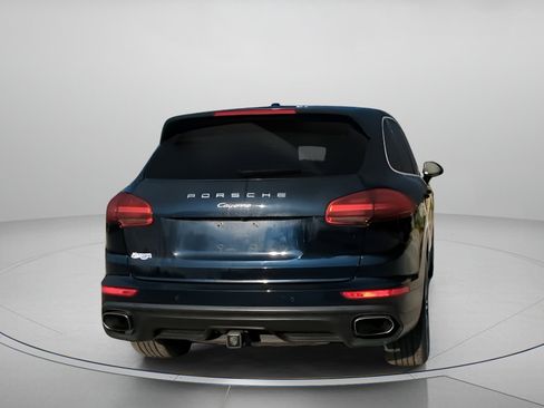 Used 2016 Porsche Cayenne AWD/4WD image 25