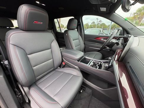 New 2026 Chevrolet Traverse Z71 w/ Enhanced Driving Package AWD/4WD image 26