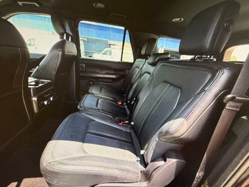 Used 2020 Ford Expedition Max Limited RWD image 15