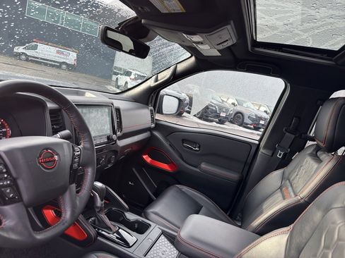 Certified 2024 Nissan Frontier PRO-4X w/ Pro Premium Package image 27