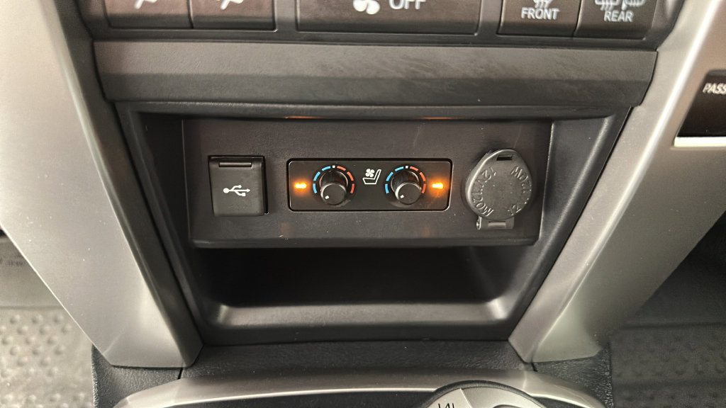 Used 2022 Toyota 4Runner Limited AWD/4WD image 20