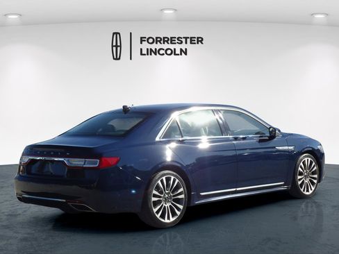 Used 2020 Lincoln Continental Reserve w/ Luxury Package image 3