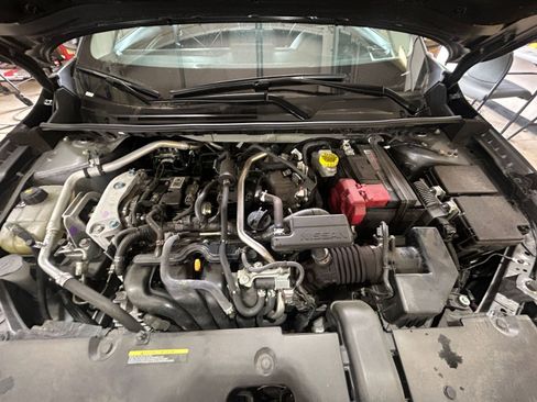 Used 2025 Nissan Sentra SV image 30