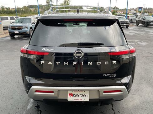 Used 2024 Nissan Pathfinder Platinum w/ Cargo Package AWD/4WD image 6