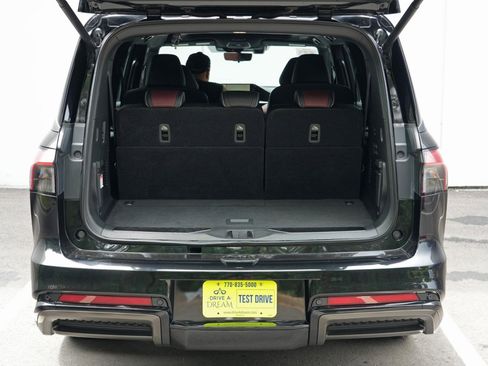 Used 2025 INFINITI QX80 Autograph w/ Premium Cargo Package AWD/4WD image 10